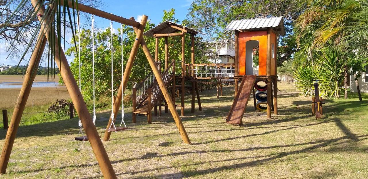 Porto Smeralda Guarajuba 100M Praiaアパートホテル エクステリア 写真